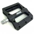 MCS 9/16" PC Sealed Bearing pedals w/ Replaceable Pins BLACK